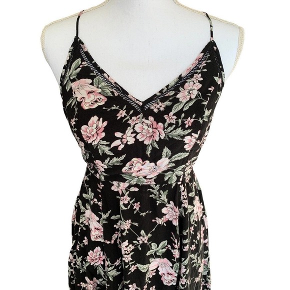 Aakaa Womens Dress Size Medium Floral Spaghetti Straps Open Back Black Floral - Picture 2 of 10